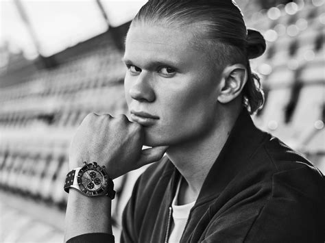 Erling Haaland wird neuer Markenbotschafter für Breitling 